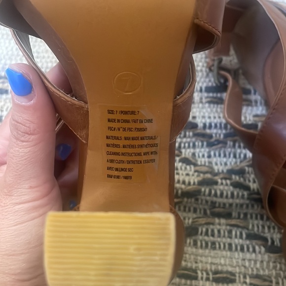 Used Size 7 Strap Heels - Picture 6 of 6